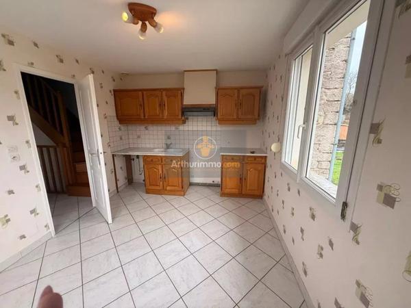 Location Maison 3 pièces 66 m2 à Humes-Jorquenay