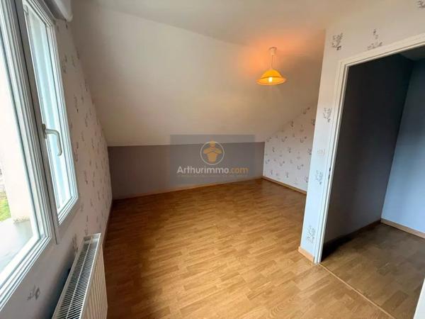 Location Maison 3 pièces 66 m2 à Humes-Jorquenay