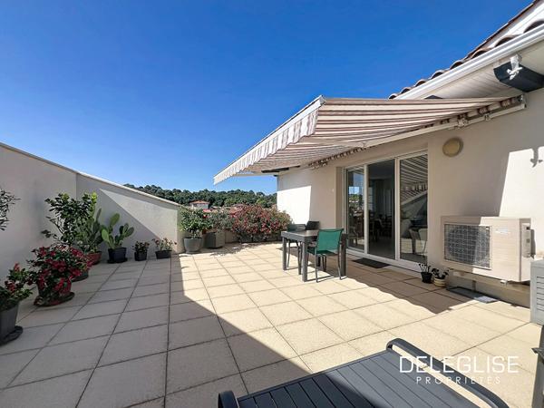 Ref. 1703 : AppartementT4 avec terrasse de 45m² – dernier étage – Arcachon Centre
