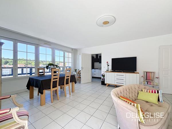 Ref. 1703 : AppartementT4 avec terrasse de 45m² – dernier étage – Arcachon Centre