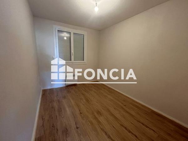 Location Appartement 2 pièces 44.13 m² - 11 QUAI DE FOURCAULD Roanne 42300