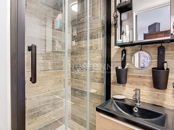 LE GRAU DU ROI - MAISON P4 EN TRÉS BON ÉTAT VUE MER - SECTEUR CENTRE VILLE