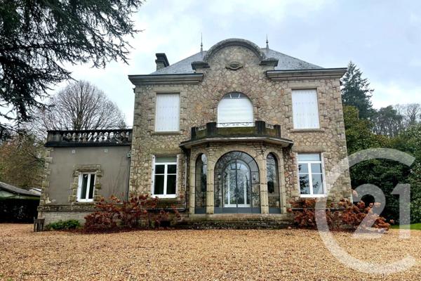 Maison à vendre  6 pièces - 285 m2 VANNES - 56