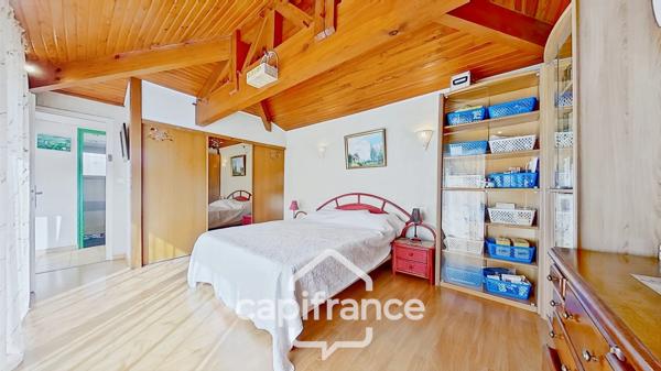 DAX – Maison de 5 chambres avec piscine + 2 logements indépendants avec rendements locatifs