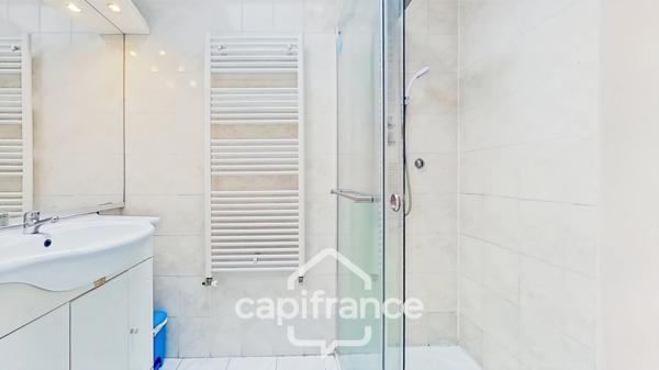 DAX – Maison de 5 chambres avec piscine + 2 logements indépendants avec rendements locatifs
