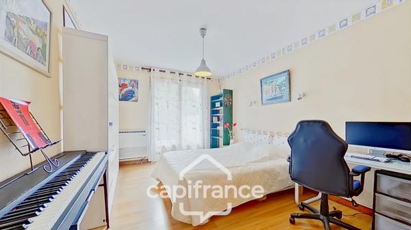 DAX – Maison de 5 chambres avec piscine + 2 logements indépendants avec rendements locatifs