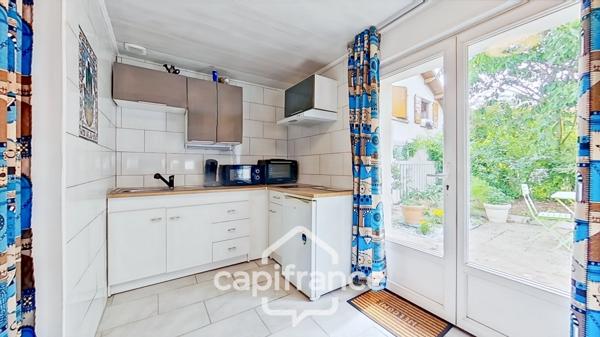 DAX – Maison de 5 chambres avec piscine + 2 logements indépendants avec rendements locatifs