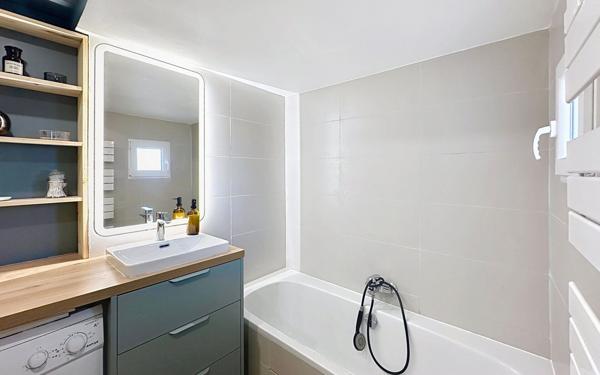 Maison à vendre    2 pièces •  Nice