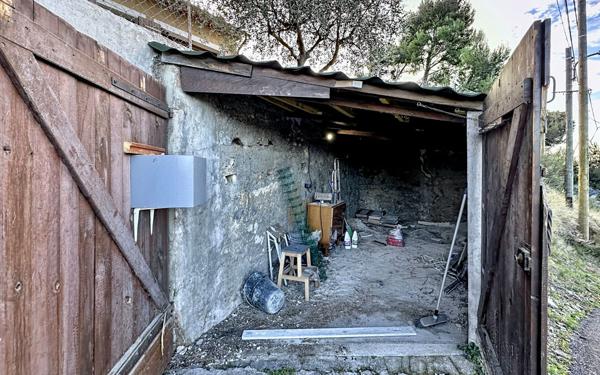 Maison à vendre    2 pièces •  Nice