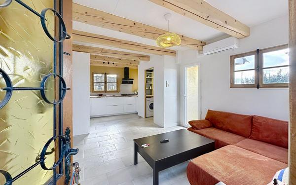 Maison à vendre    2 pièces •  Nice