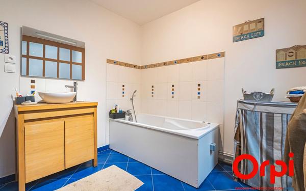 Maison à vendre    6 pièces •  Laon