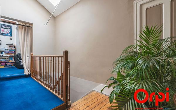 Maison à vendre    6 pièces •  Laon