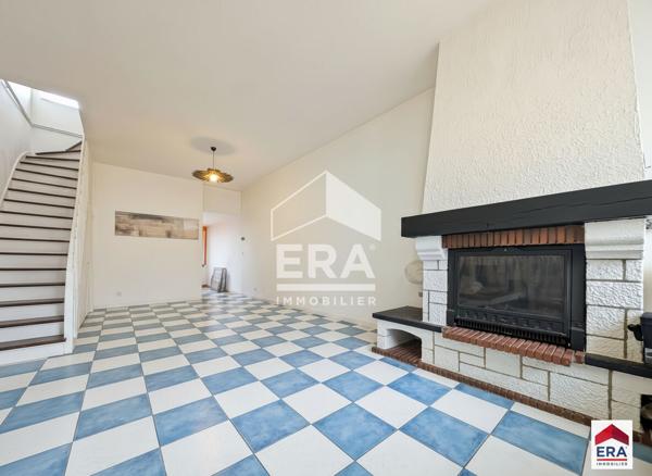 Maison - 101 m² - 4 chambres avec extérieur - Combles - CROIX secteur Mairie