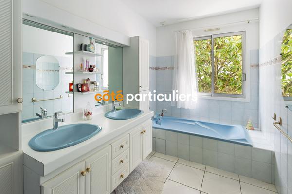 Vente Maison203 m² - 6 Pièces - SAINTE LUCE SUR LOIRE (44980)