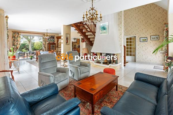 Vente Maison203 m² - 6 Pièces - SAINTE LUCE SUR LOIRE (44980)