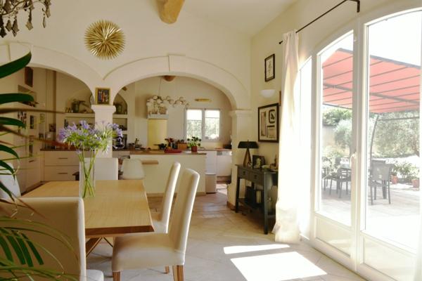 Maison à vendre 5 pièces FONTVIEILLE (13)