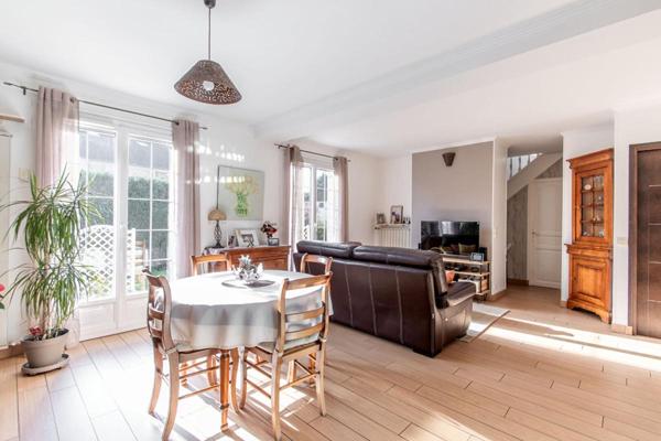 Maison Bretigny Sur Orge 5 pièce(s) 82 m2 - 98 m² au sol