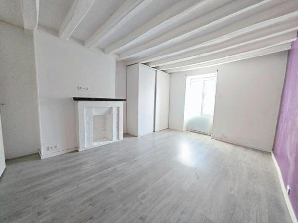 Maison de ville - 3 chambres - courette