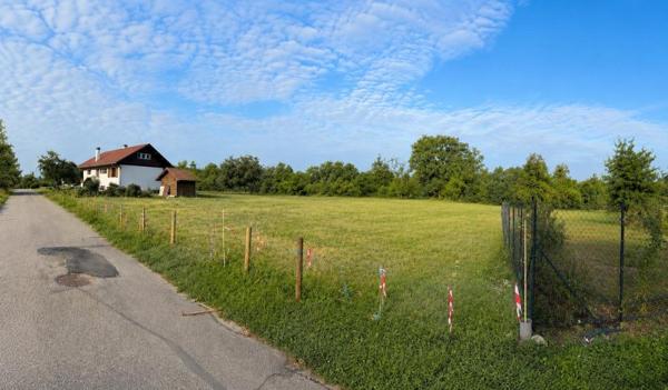 Vente / Terrain constructible à Mûres (74540)