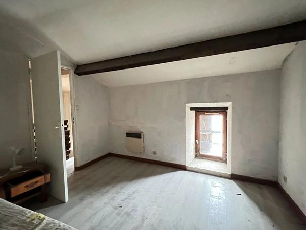 Vente Maison 6 pièces 136 m2 à Lussac-les-Châteaux