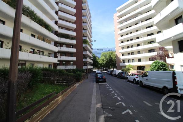 Appartement F3 à vendre  4 pièces - 73,51 m 2   PARIS  - 75013