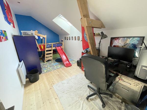 A VENDRE - Maison rénovée de 155 m² à 4 km de Chaumont En Vexin - 4 chambres - 800 m² de terrain