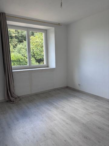 29410 SAINT THEGONNEC LOC EGUINER Maison Saint Thegonnec Loc Eguiner 7 pièce(s) 157 m2