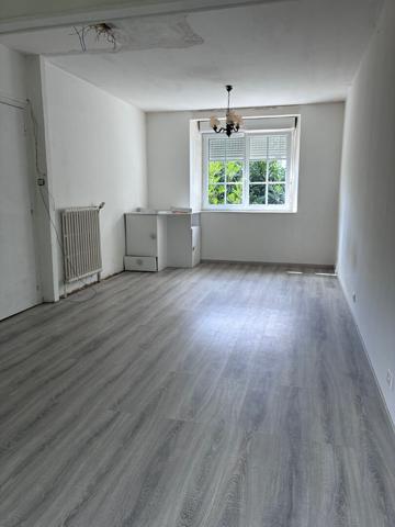 29410 SAINT THEGONNEC LOC EGUINER Maison Saint Thegonnec Loc Eguiner 7 pièce(s) 157 m2