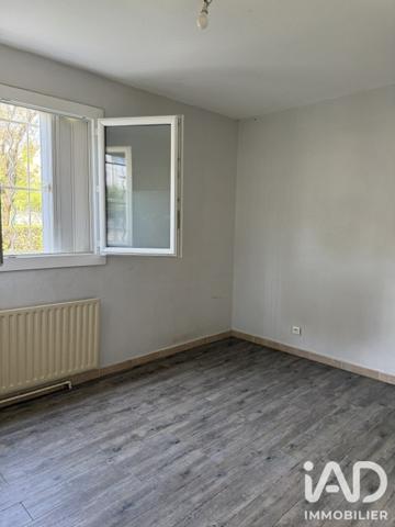 Location appartement 4 pièces 73 m² Nîmes
