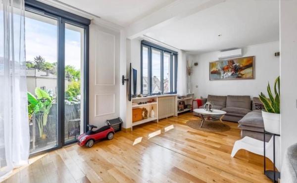 MONTMORENCY – MAISON FAMILIALE RÉNOVÉE
