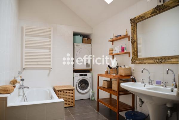 Maison 7 pièces - 234 m²