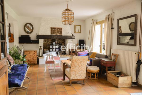 Maison 7 pièces - 234 m²