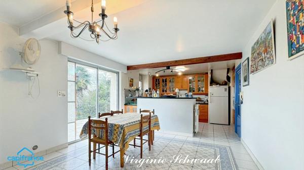 Dpt Landes (40), à vendre PEYREHORADE PROPRIETE DE 280 M2 SUR UN PARC DE 15 065 M2