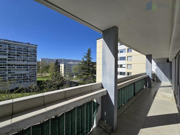 Oullins Pierre-Bénite – T4 de 87 m² avec balcon, cave et parking Oullins-Pierre-Bénite (69310)