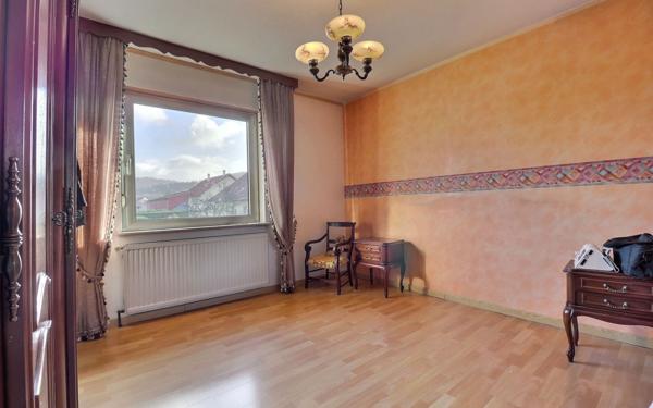 Maison à vendre    9 pièces •  Morsbach