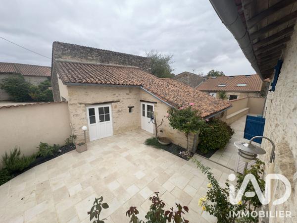 Maison à vendre 11 pièces 250 m² Vanzay