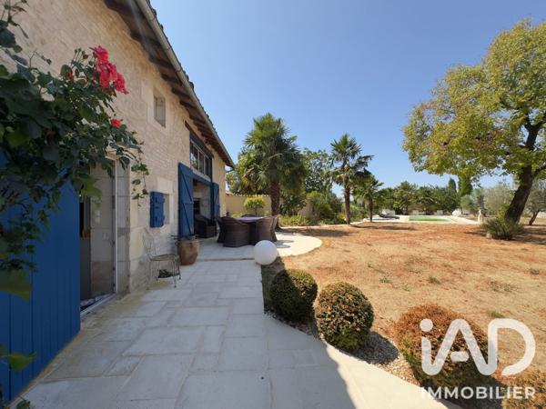 Maison à vendre 11 pièces 250 m² Vanzay