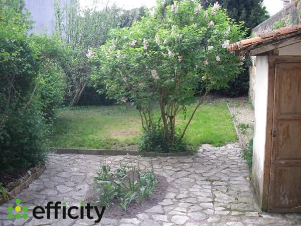 Immeuble 16 pièces - 310 m²