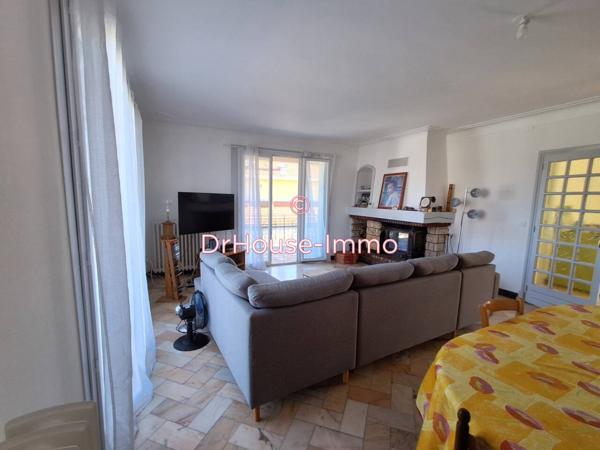 Immeuble à vendre 8 pièces de 244 m²