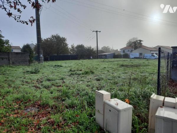 TOUVOIS - Terrain à bâtir viabilisé