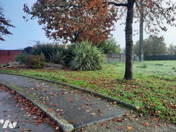 TOUVOIS - Terrain à bâtir viabilisé