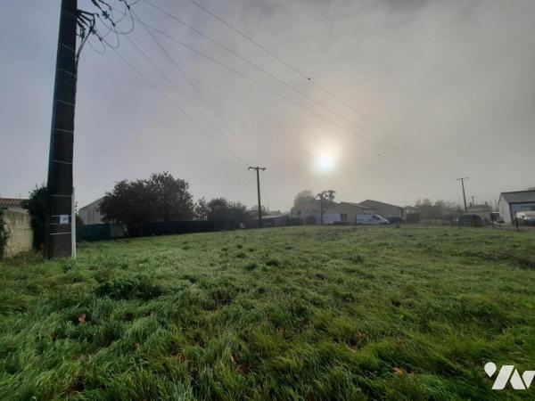 TOUVOIS - Terrain à bâtir viabilisé