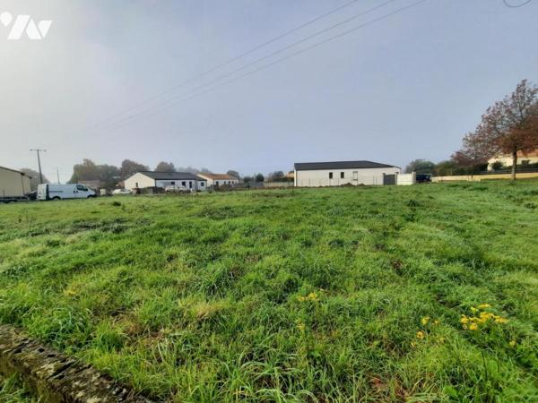 TOUVOIS - Terrain à bâtir viabilisé