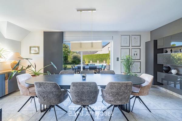 Maison d’architecte avec piscine et jardin paysager