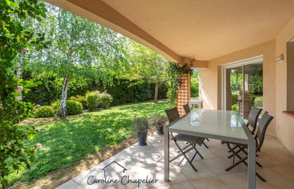 Maison de 200m², 4 chambres, bureau, 2 SDB, 3 WC, double garage, jardin piscinable.