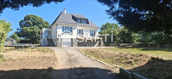 À vendre – Maison à rénover avec beau potentiel à Baud
