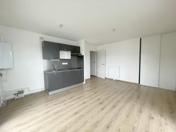 APPARTEMENT  à vendre à Saint Avé 2 pièces 49 m² parking en sous-sol et cave