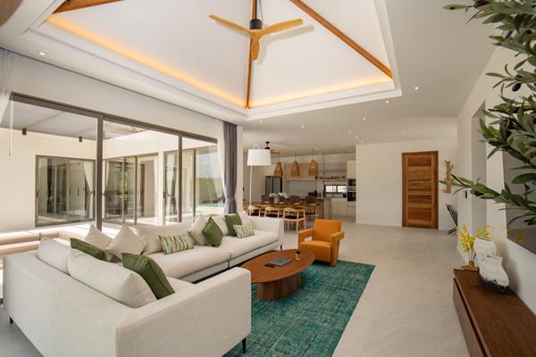 Villas 4 Chambres de Luxe avec Piscine à Phang Nga