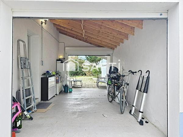 Proche plage et casino, maison familiale de plain pied avec grand jardin et garage!