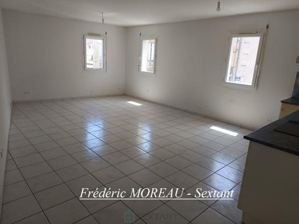 Trés bel appartement pret à louer dans petite copropriété